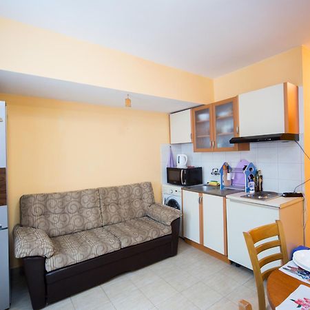 Aleks Top Center Burgas Exterior photo